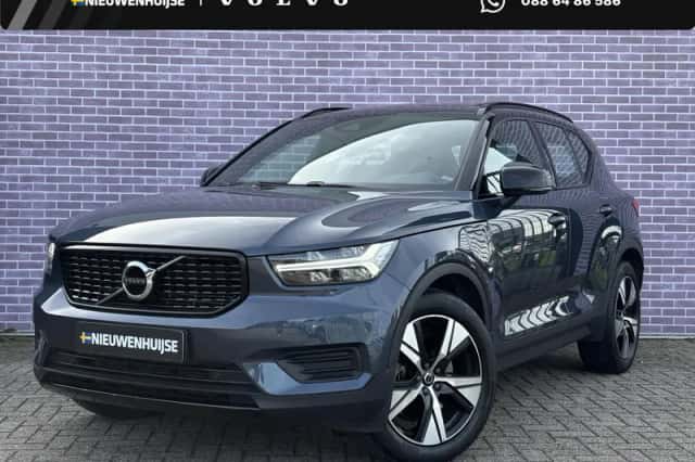 Volvo XC40 (2022) thumbnail 1