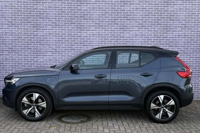 Volvo XC40 (2022) thumbnail 25
