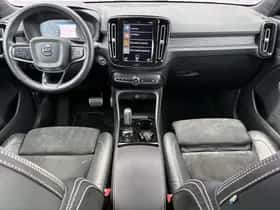 Volvo XC40 thumbnail 4