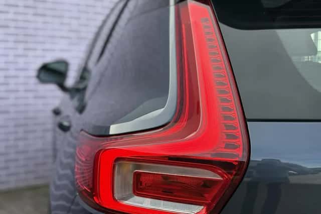Volvo XC40 (2022) thumbnail 10