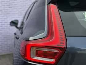 Volvo XC40 thumbnail 10