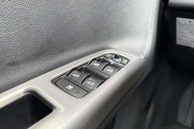 Volvo V50 (2008) thumbnail 20