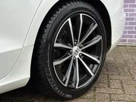 Volvo V60 thumbnail 6