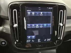 Volvo XC40 thumbnail 11