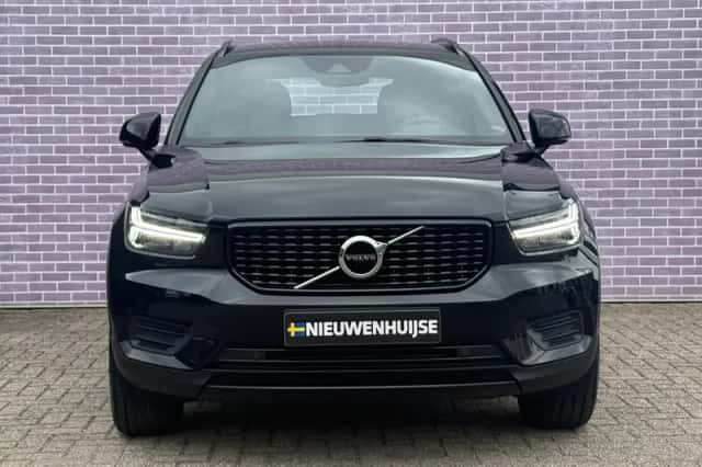 Volvo XC40 (2022) thumbnail 14
