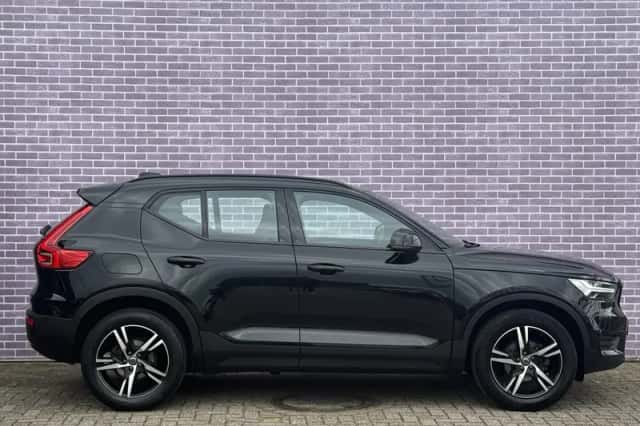 Volvo XC40 (2022) thumbnail 15