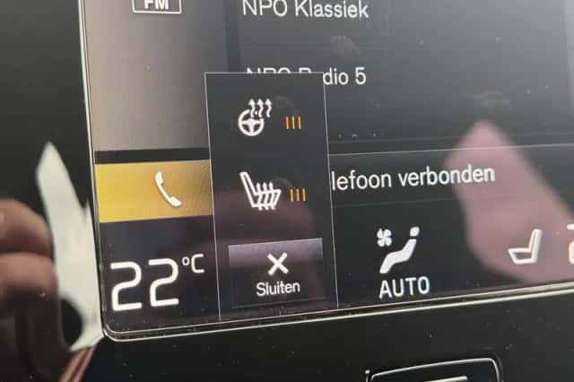 Volvo XC40 (2022) thumbnail 17