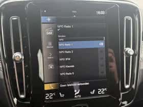 Volvo XC40 (2022) thumbnail 18
