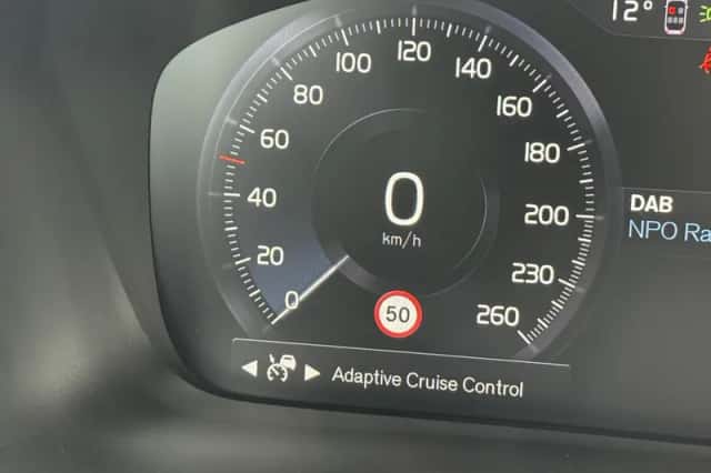 Volvo XC40 (2022) thumbnail 30