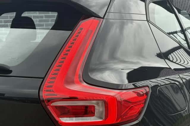 Volvo XC40 (2022) thumbnail 9