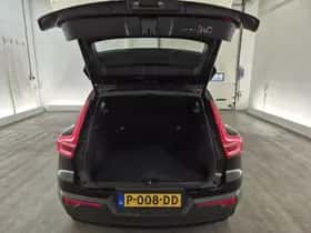 Volvo XC40 thumbnail 9