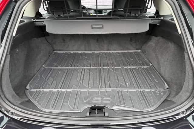 Volvo V60 (2013) thumbnail 12