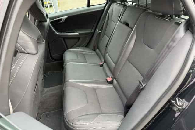 Volvo V60 (2013) thumbnail 7