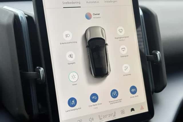 Volvo EX30 (2026) thumbnail 15