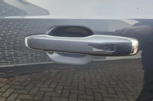 Volvo XC90 (2021) thumbnail 13