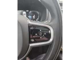 Volvo XC90 thumbnail 22