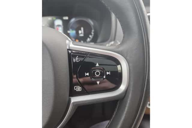 Volvo XC90 (2021) thumbnail 23