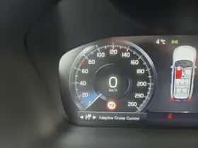 Volvo XC90 thumbnail 31