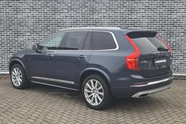 Volvo XC90 (2021) thumbnail 3