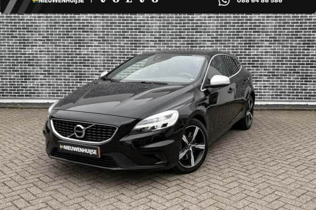 Volvo V40 (2017) thumbnail 1