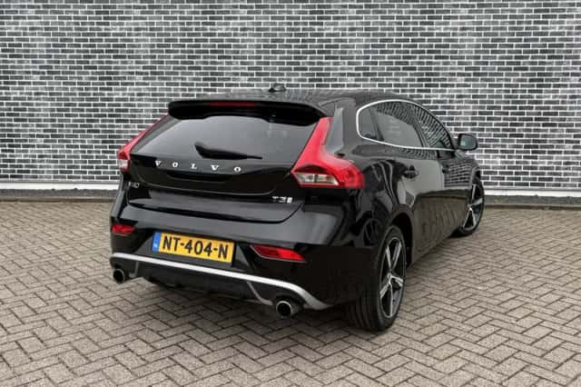 Volvo V40 (2017) thumbnail 5