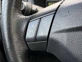 Volvo S60 (2005) thumbnail 12