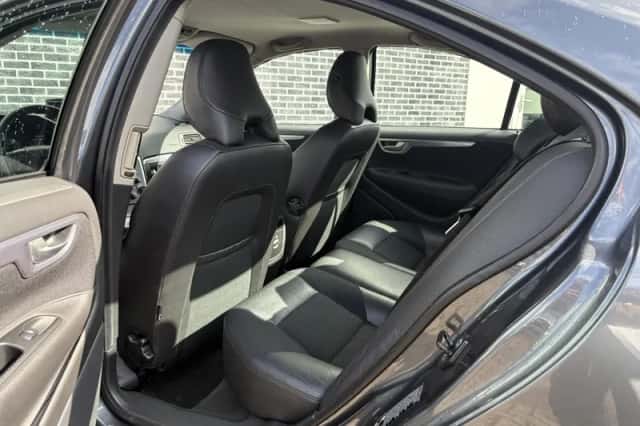 Volvo S60 (2005) thumbnail 8