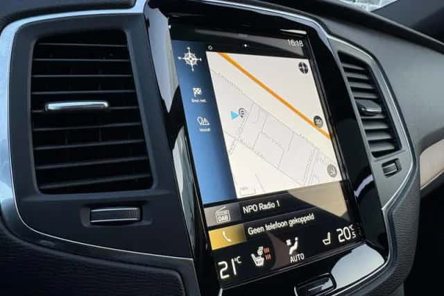 Volvo XC90 (2021) thumbnail 15