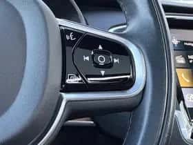 Volvo XC90 thumbnail 22