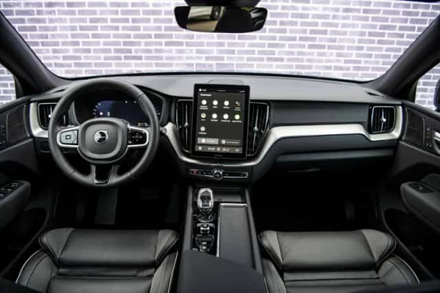Volvo XC60 (2026) thumbnail 2