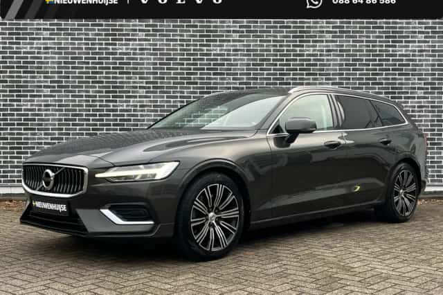 Volvo V60 (2019) thumbnail 1