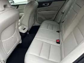 Volvo V60 thumbnail 13
