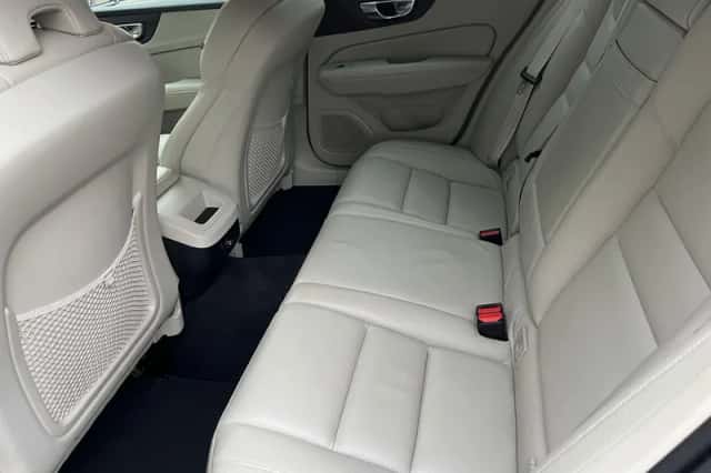 Volvo V60 (2019) thumbnail 14