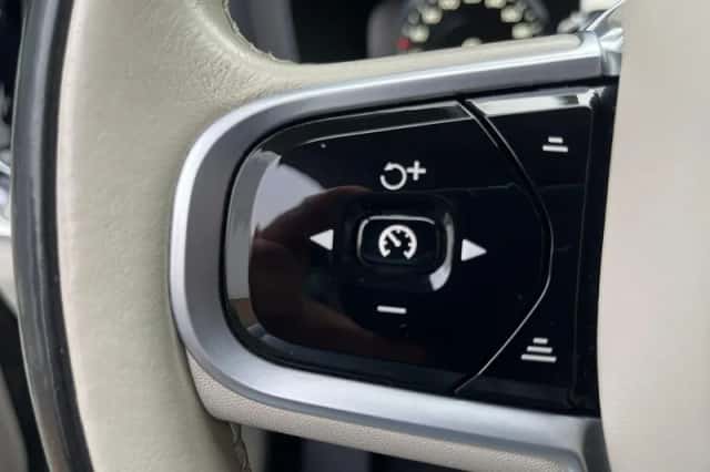 Volvo V60 (2019) thumbnail 17