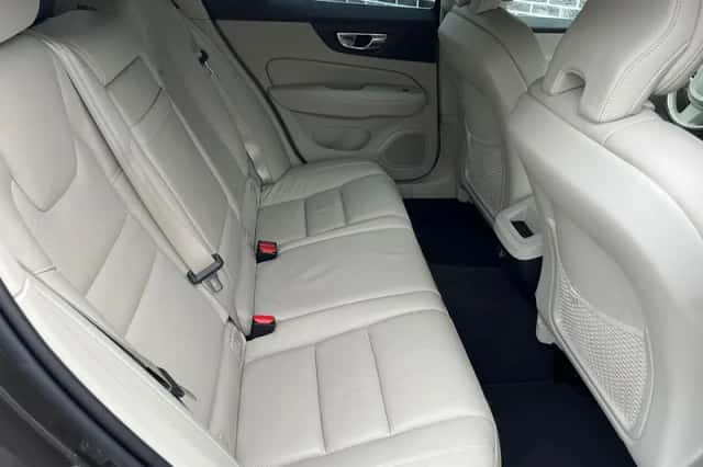 Volvo V60 (2019) thumbnail 22