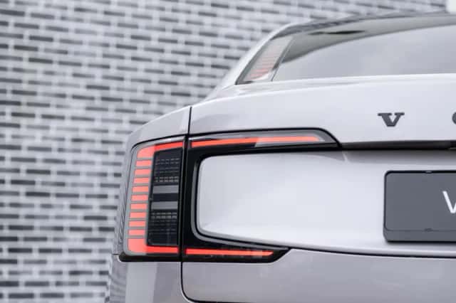 Volvo ES90 (2026) thumbnail 9