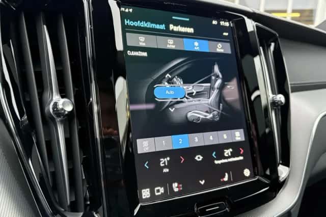 Volvo XC60 (2025) thumbnail 21