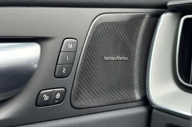 Volvo XC60 (2025) thumbnail 29