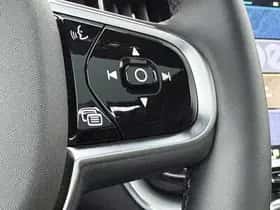 Volvo XC60 thumbnail 32