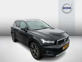 Volvo XC40 thumbnail 3