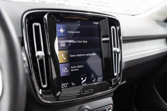Volvo XC40 (2020) thumbnail 31