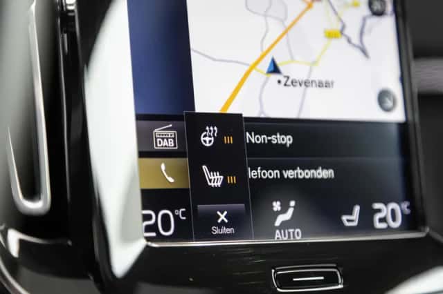 Volvo XC40 (2020) thumbnail 35