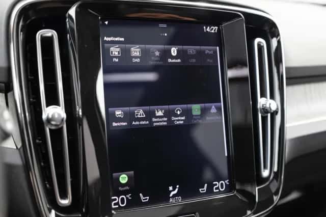 Volvo XC40 (2020) thumbnail 36