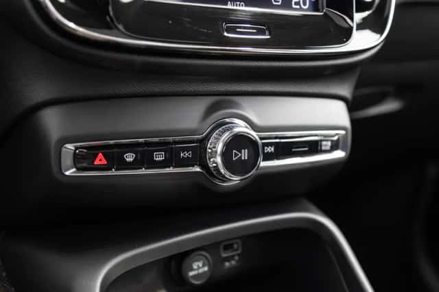 Volvo XC40 (2020) thumbnail 38