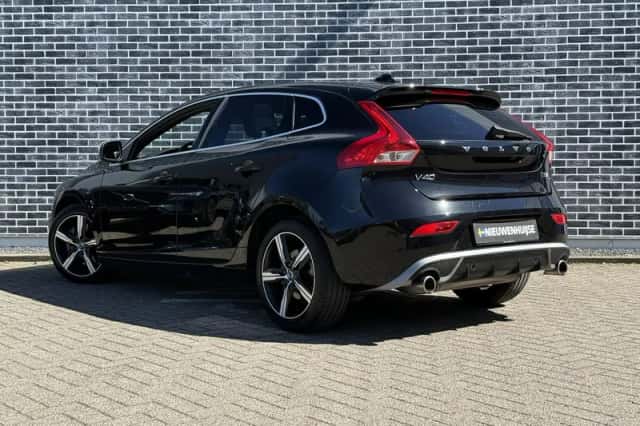 Volvo V40 (2019) thumbnail 18