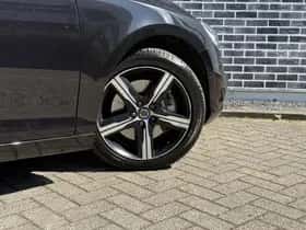 Volvo V40 thumbnail 19