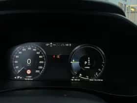 Volvo XC40 thumbnail 11