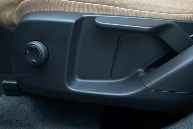 Volvo XC40 (2022) thumbnail 12