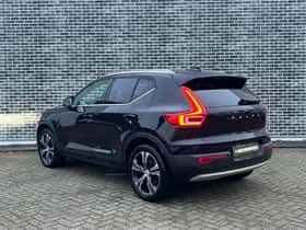 Volvo XC40 thumbnail 18