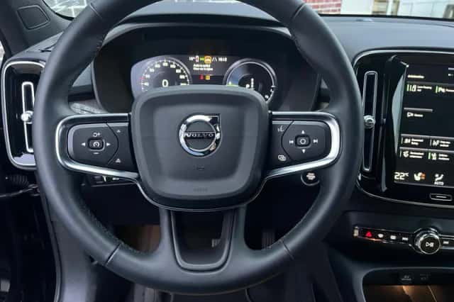 Volvo XC40 (2022) thumbnail 22